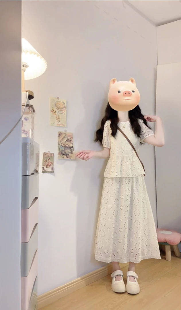 大码花朵镂空上衣半身裙两件套女夏季胖mm显瘦超好看搭配一整套装