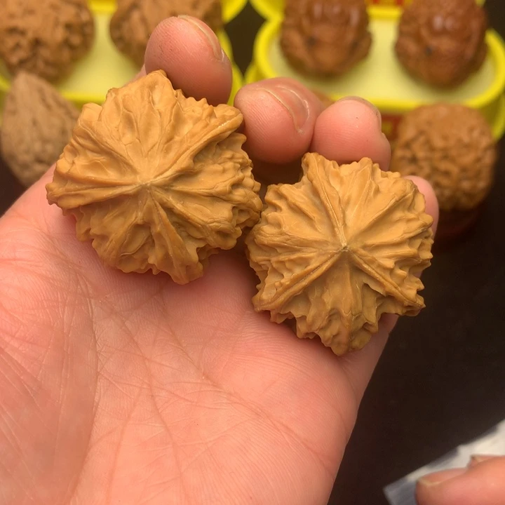 吊坠文玩核桃七山 三棱