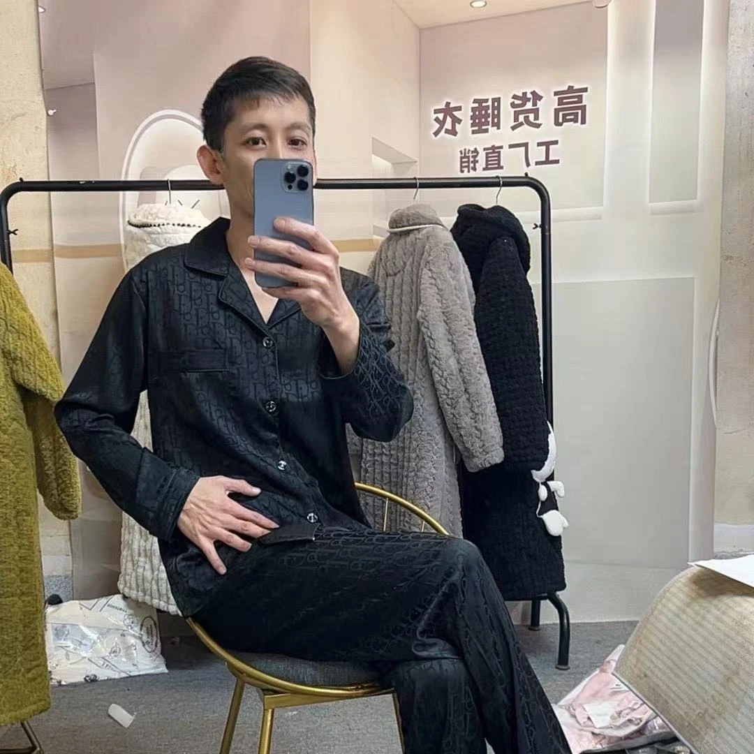孤品潮流男款 冰丝睡衣 舒适 时尚休闲 夏季 潮流男款冰丝睡衣