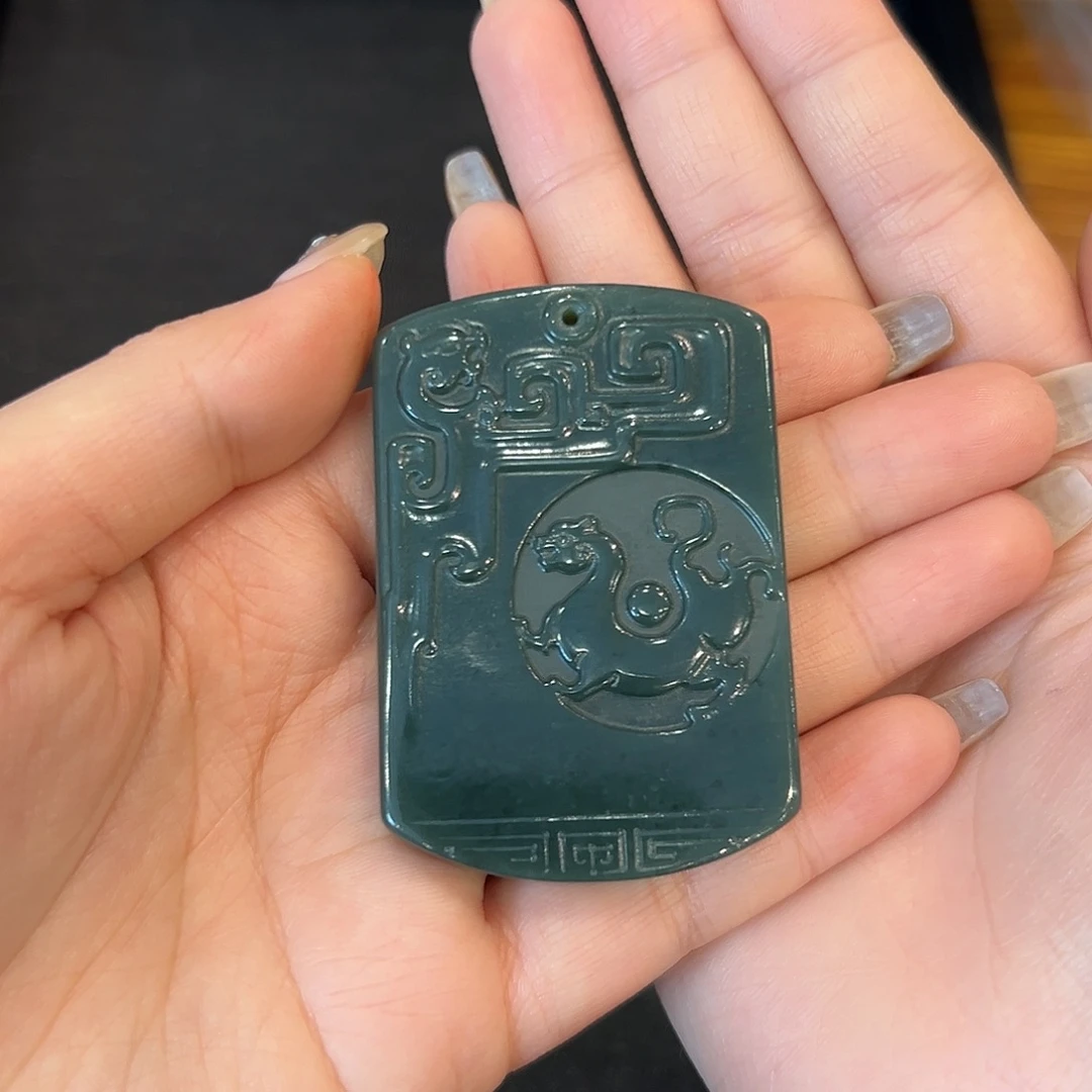 和田玉未镶嵌颈饰龙牌-824048