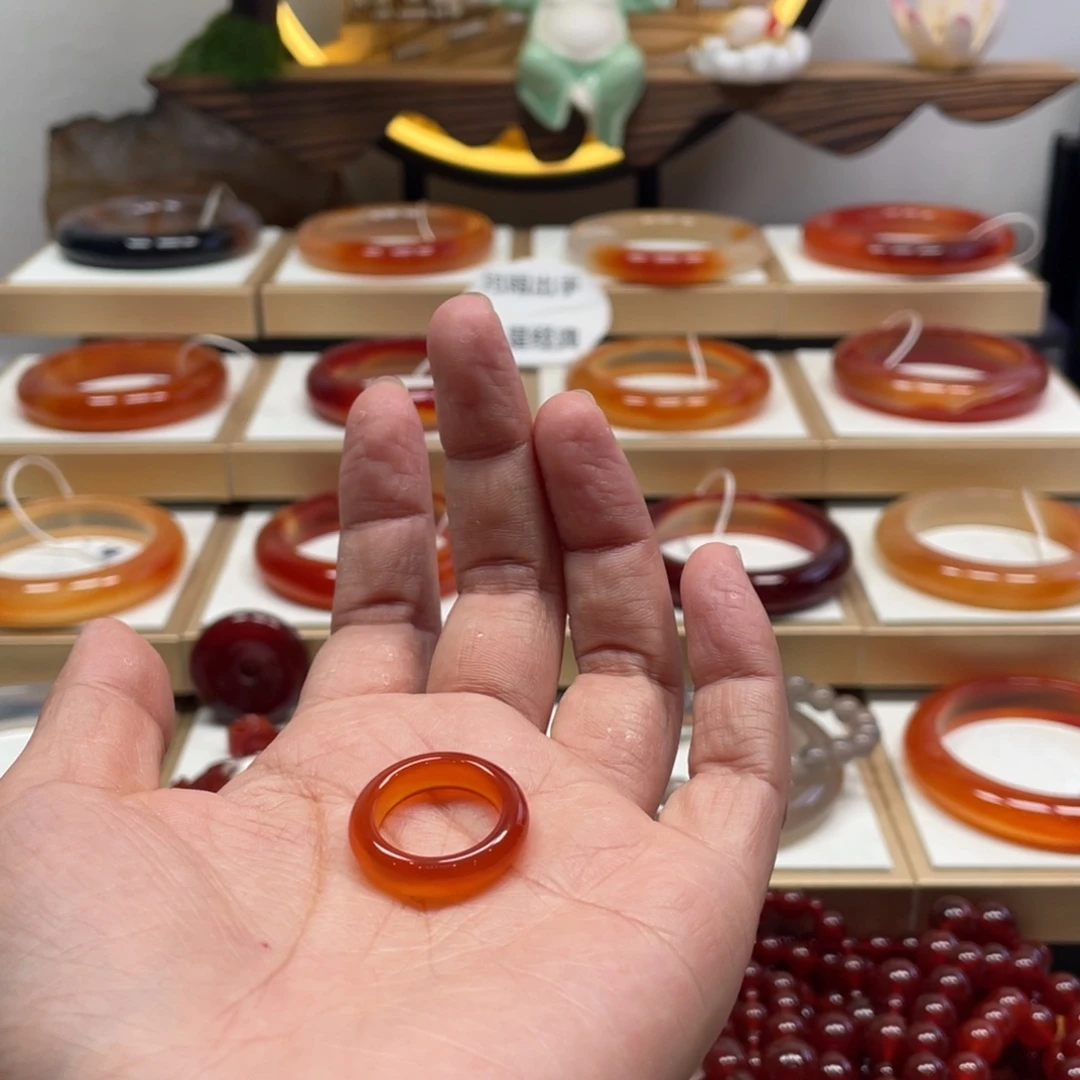 玛瑙/玉髓未镶嵌手镯