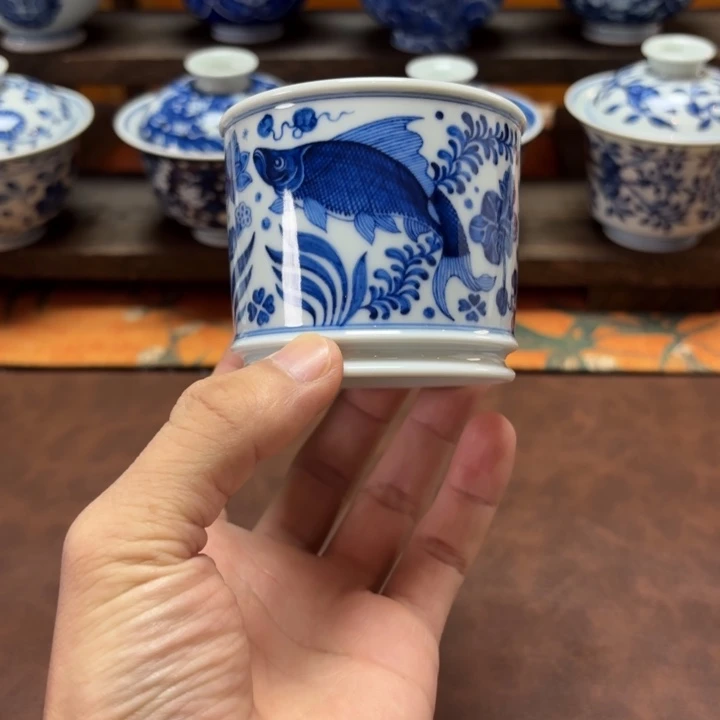 景德镇怀瑾守拙手工手绘鱼藻杯