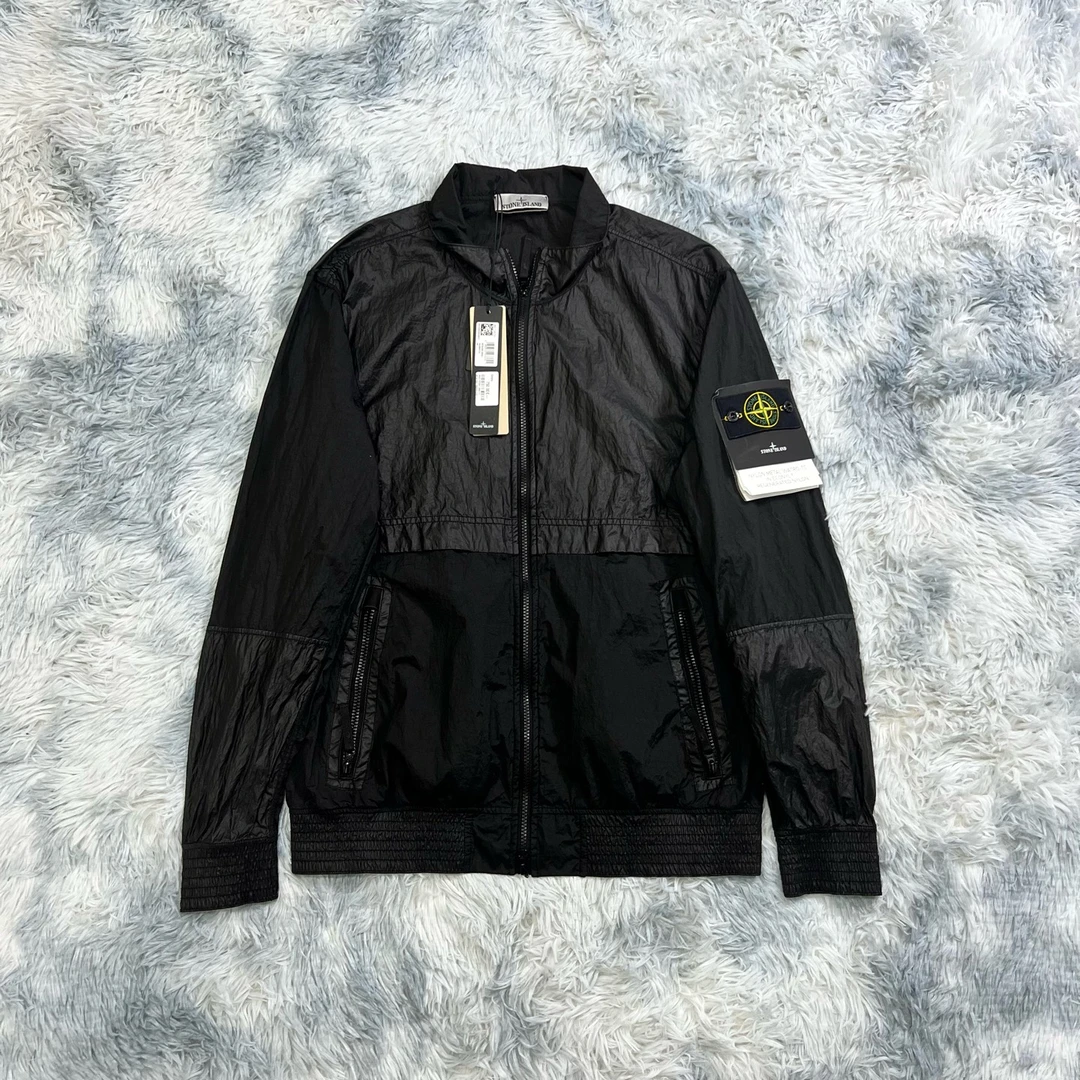 未使用 STONE ISLAND 石头岛外套 尺码l 成色全新