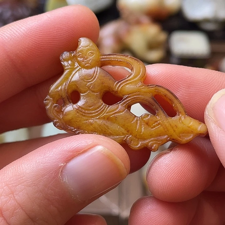 和田玉（糖玉）未镶嵌颈饰