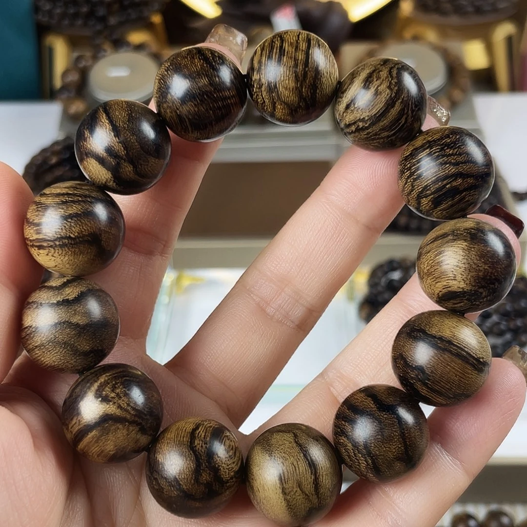 沉香手串越南芽庄老白棋玉化老料瘤疤虎斑1.8