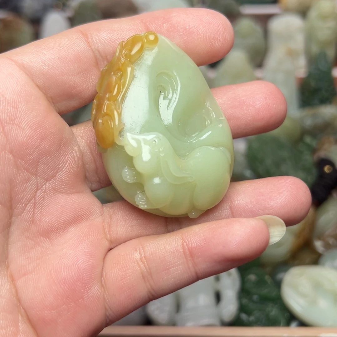 和田玉未镶嵌挂件