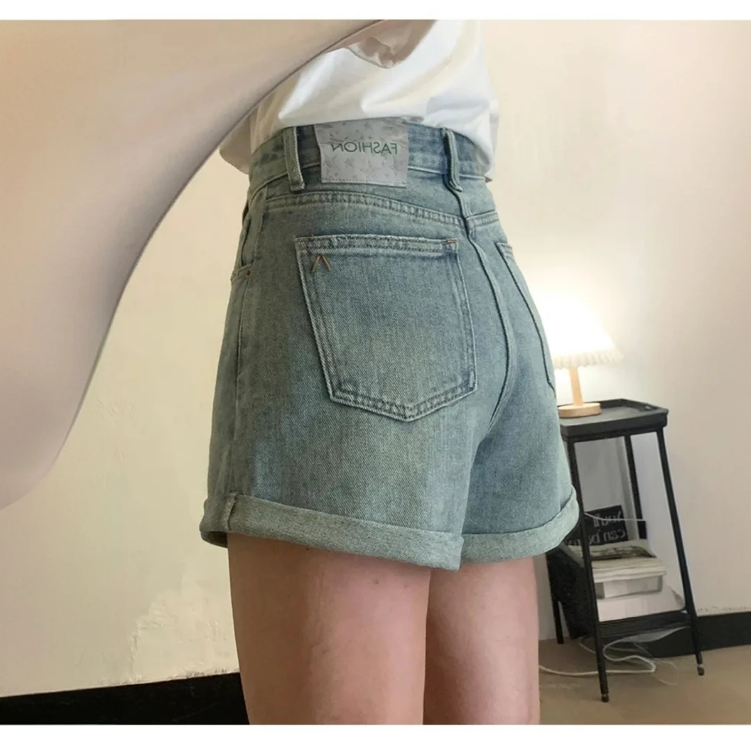 浅色牛仔短裤女高腰春秋薄款新款大码遮胯显瘦梨形身材a字裤子