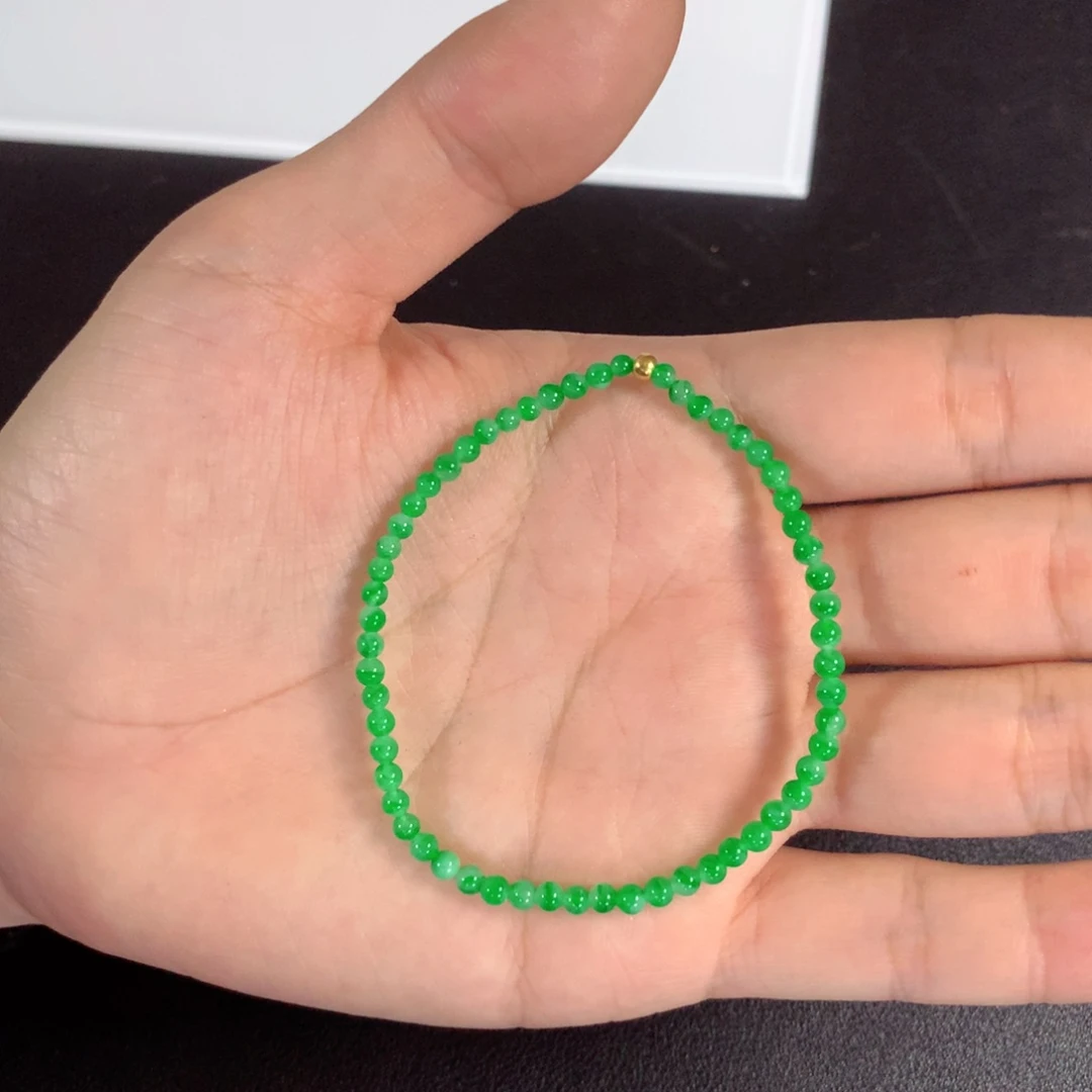 翡翠未镶嵌颈饰手串