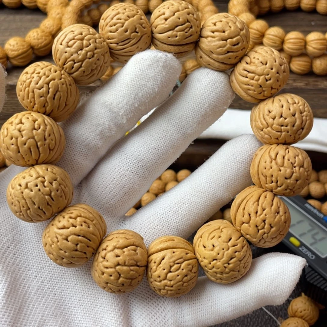 吊坠桃核肉*国核滚象