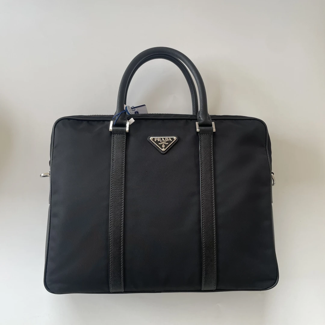 99新 Prada/普拉达 98新普拉达新款尼龙手提公文包149-36/28/8