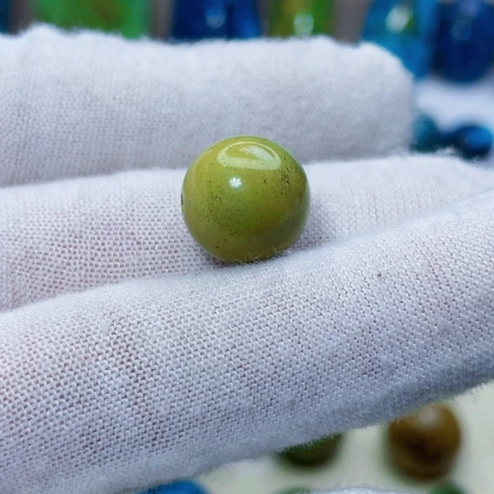 绿松石未镶嵌饰品