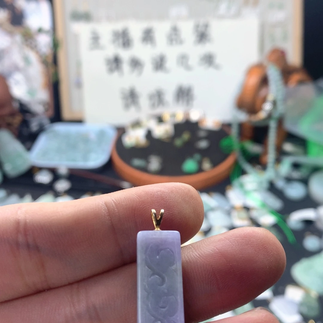 颈饰银S925镶嵌翡翠