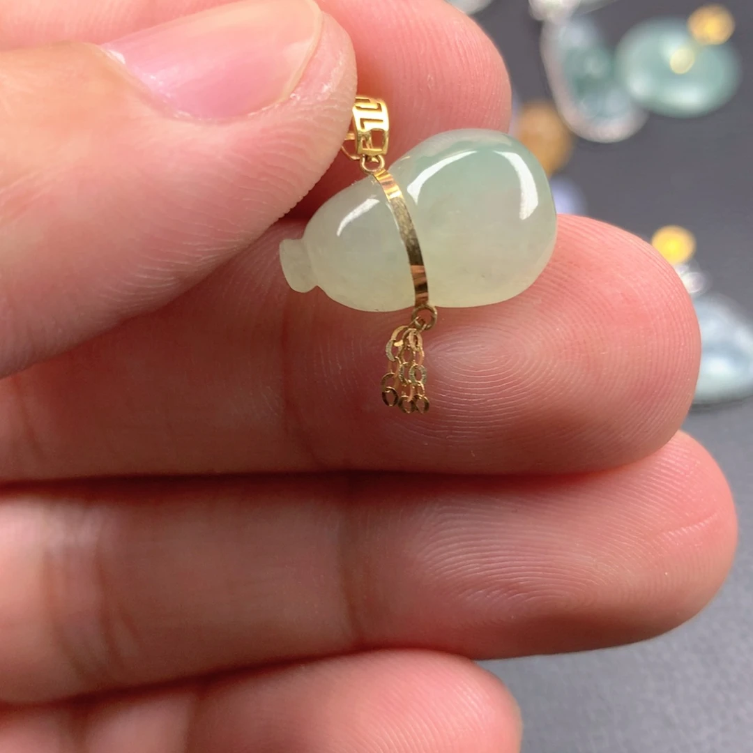 【闪购商品】翡翠18K金镶嵌颈饰翡翠