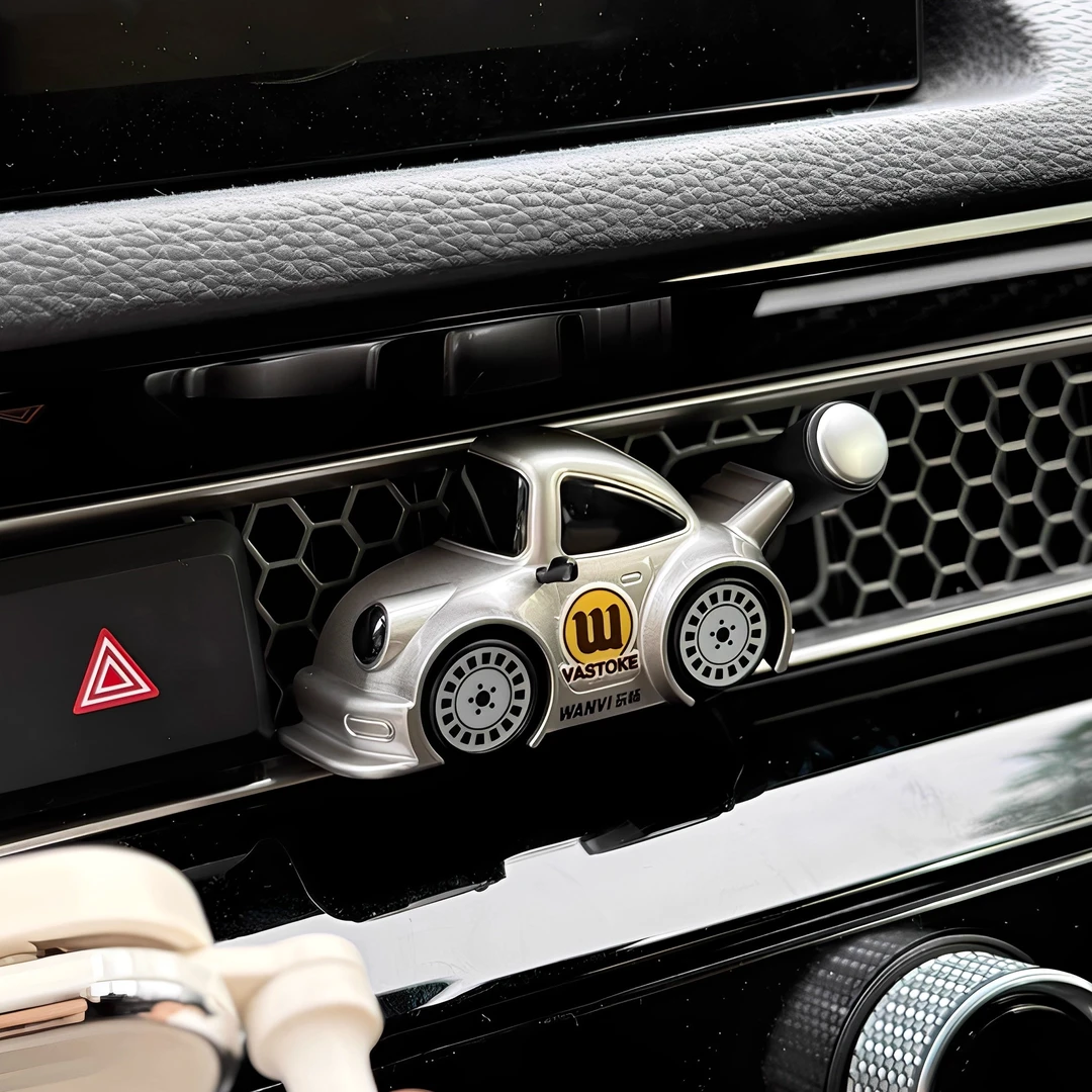 911车模 车载香薰汽车空调出风口香薰香水可爱车内装饰高级感摆件