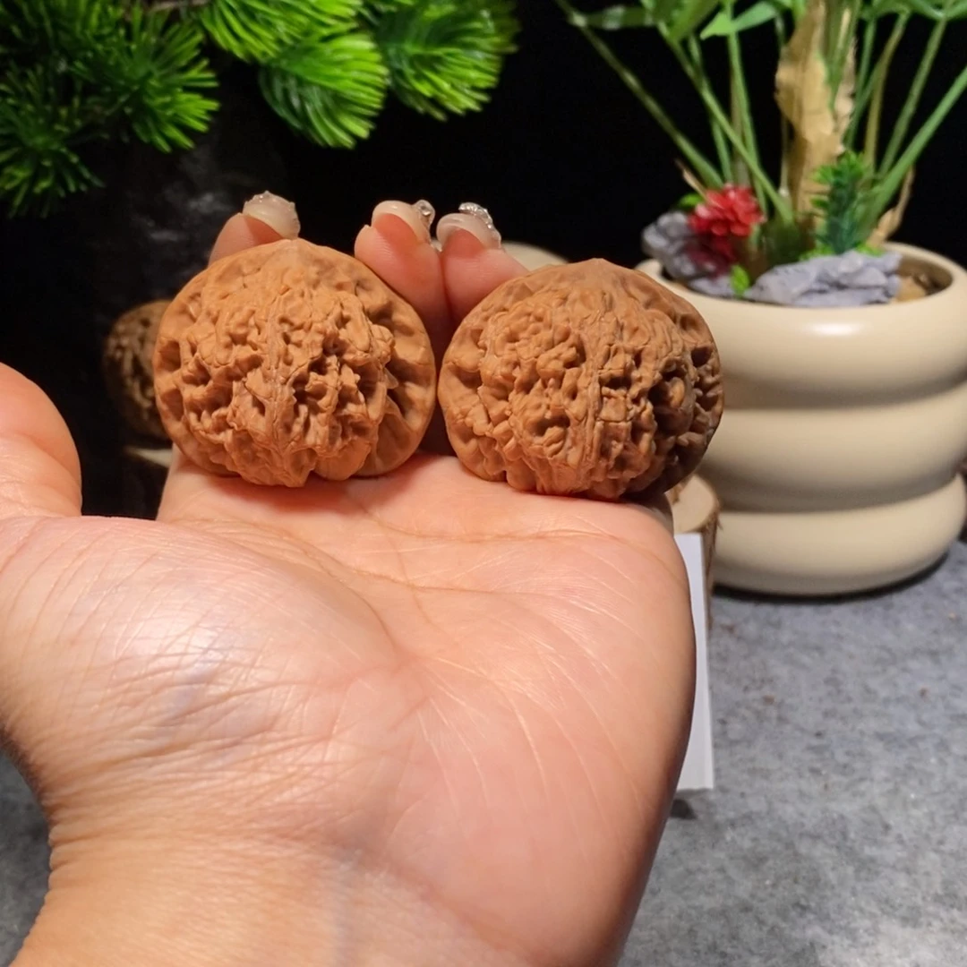 核桃把件全品无修44女娲石