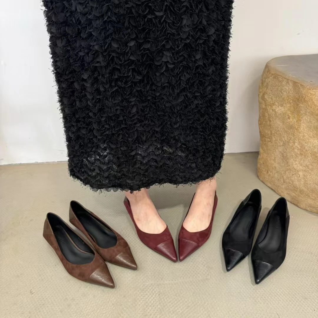 538-1平底拼接尖头单鞋女鞋子绒面新款软底奶奶鞋职场通勤鞋