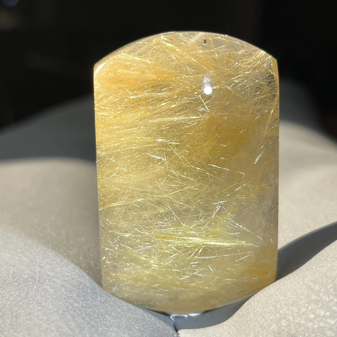 天然水晶金发晶满金发晶吊坠 尺寸50.9×32.2×14.4mm