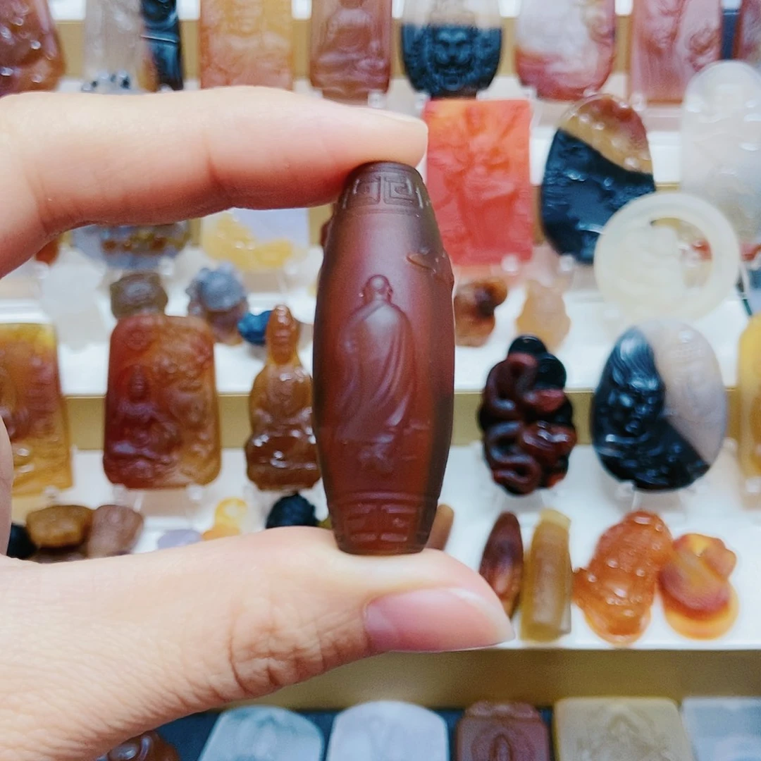 玛瑙/玉髓颈饰未镶嵌M****d