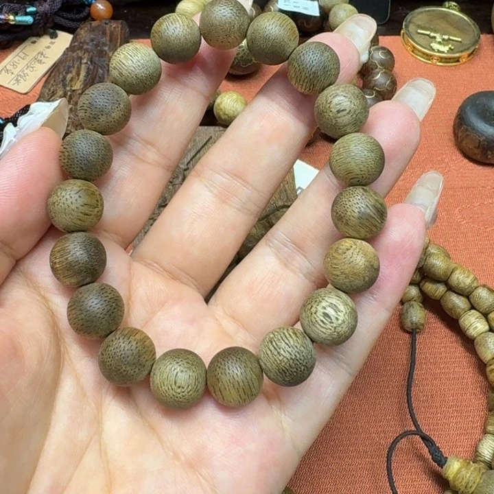 大叶紫檀（黑酸枝木类）