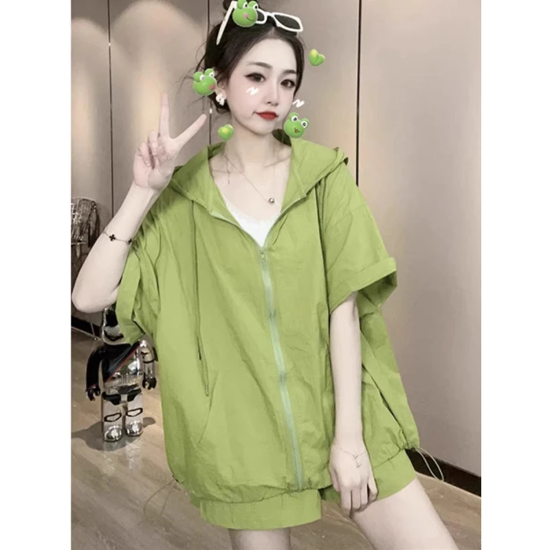 2025春夏新款休闲运动套装大码胖mm300斤时尚宽松连帽短袖短裤简