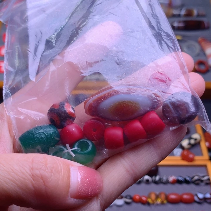 玛瑙/玉髓吊坠(不含链)未镶嵌漂*瓶