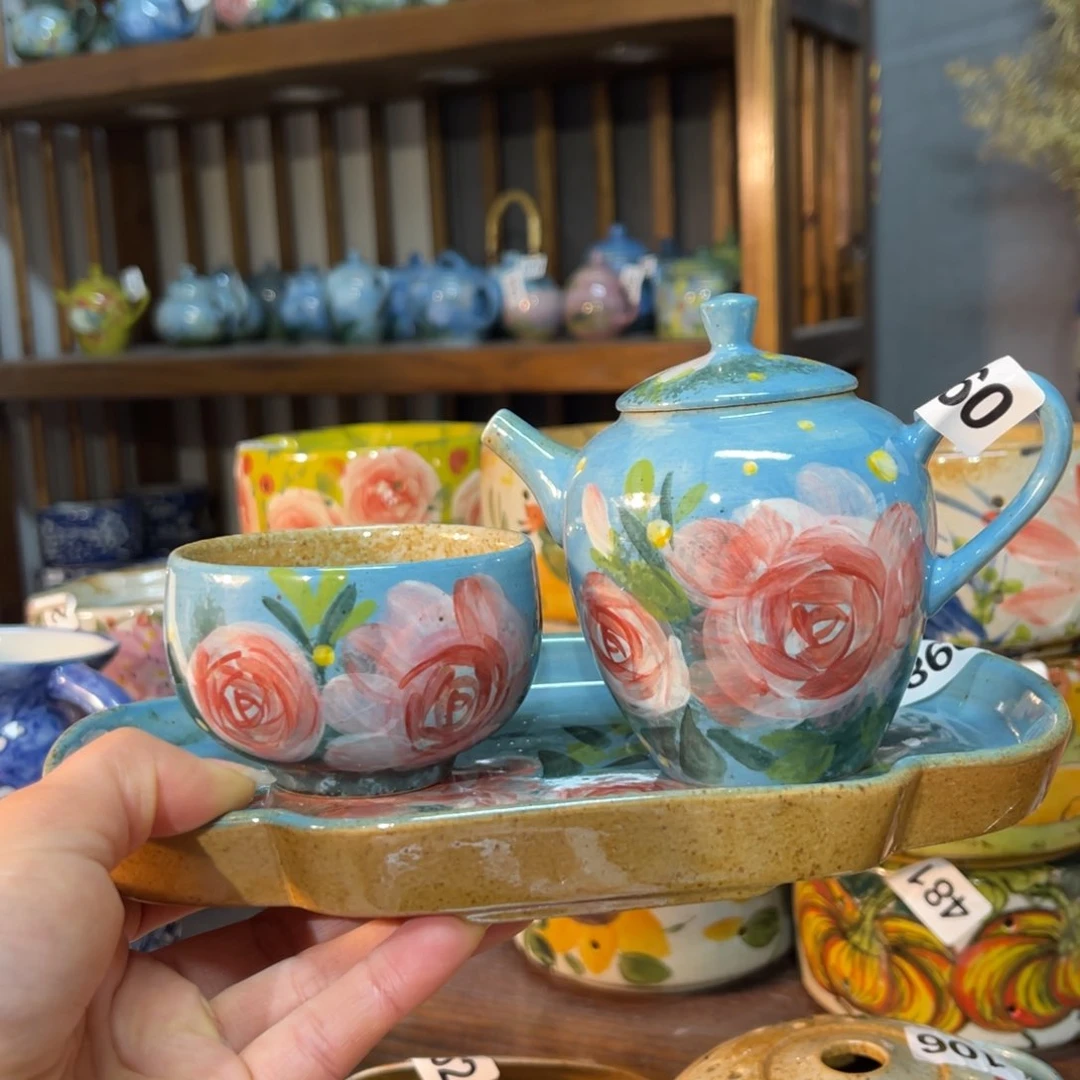 杯朋友们新年快乐！快来浮力多