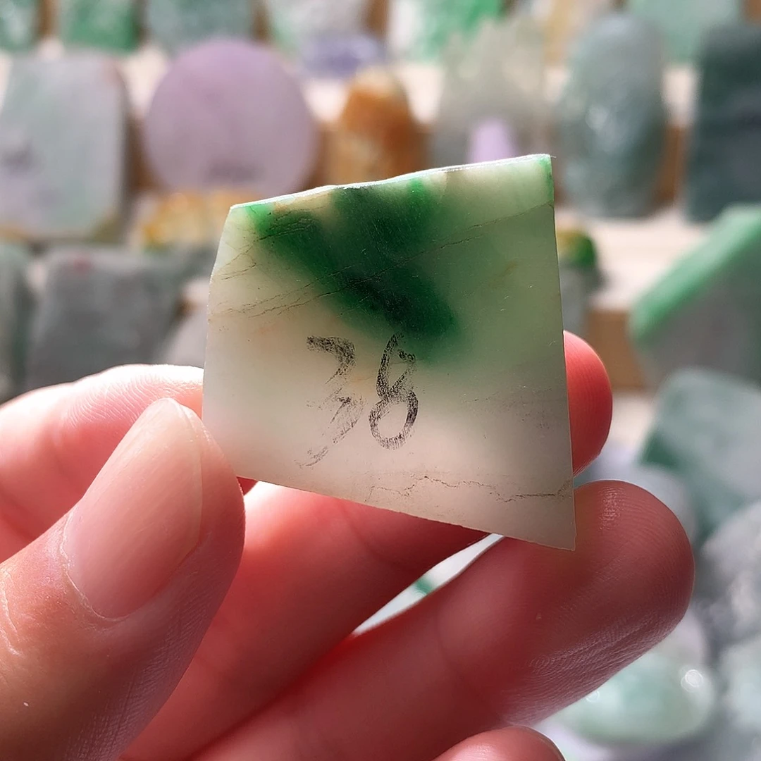 翡翠散珠翡翠原石片料