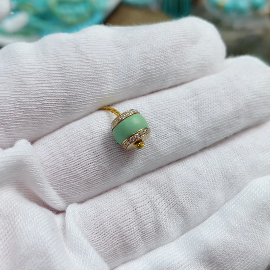 绿松石珠宝奇石18K金镶嵌