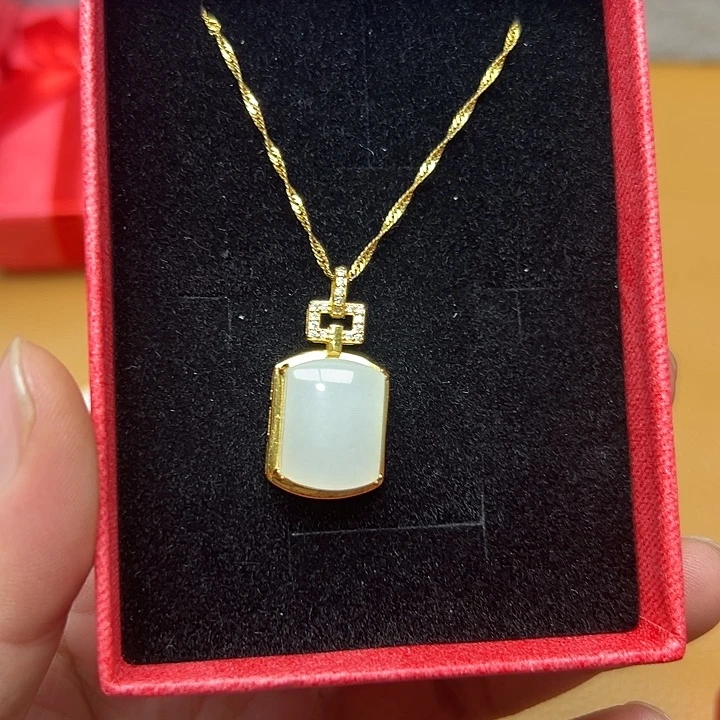 和田玉颈饰未镶嵌随**性