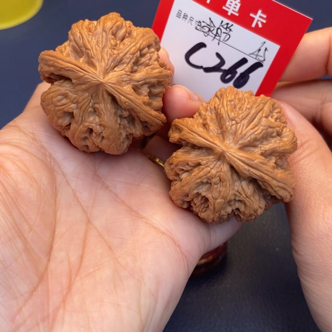 文玩核桃吊坠文玩核桃