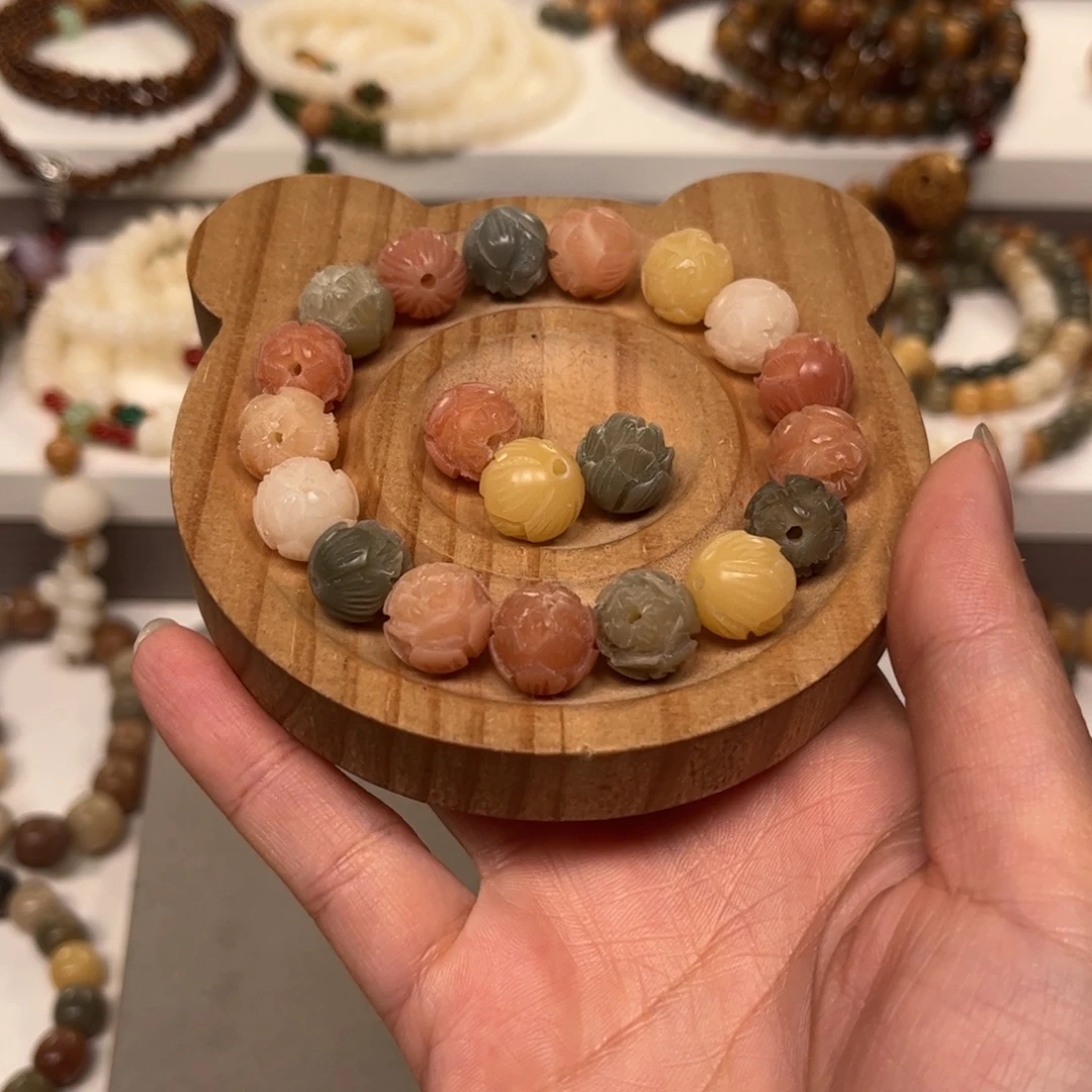 白玉菩提吊坠小莲花一份