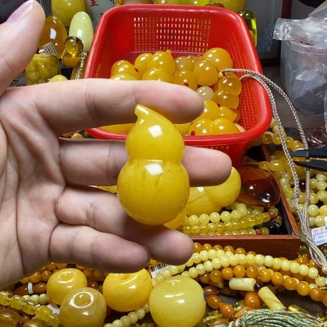 清***水琥珀未镶嵌裸石蜜蜡