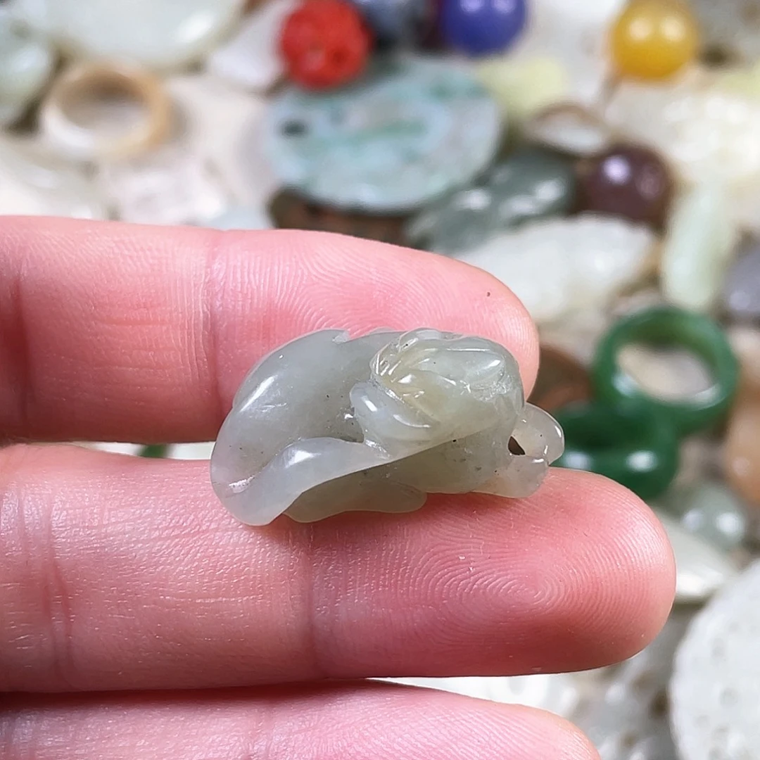 和田玉（糖玉）颈饰未镶嵌