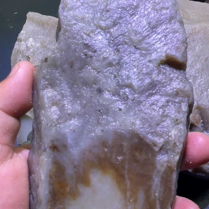 和田玉未镶嵌珠宝半成品