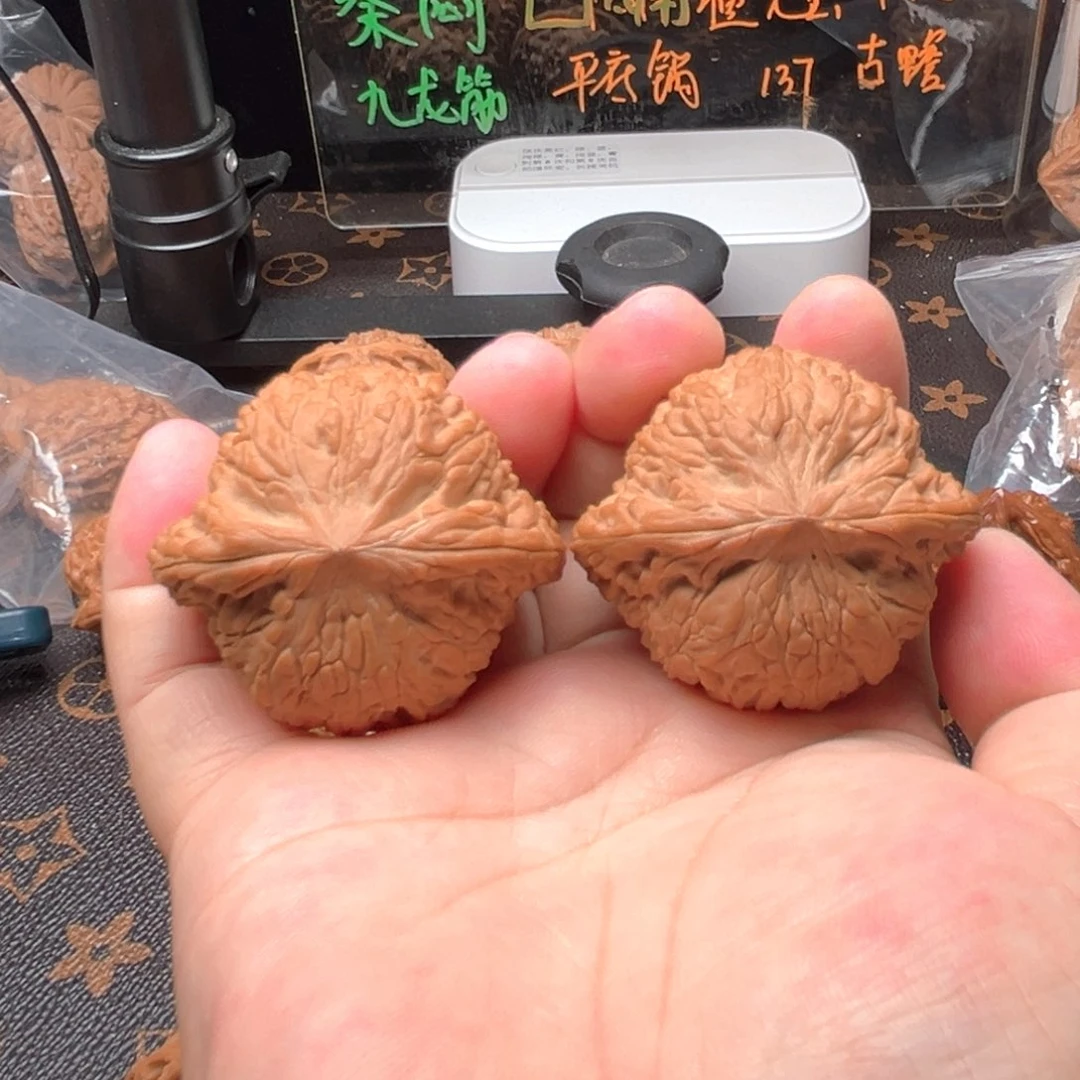 把件文玩核桃泥鳅背