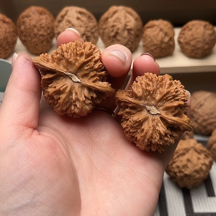 你***好文玩核桃吊坠满天星44