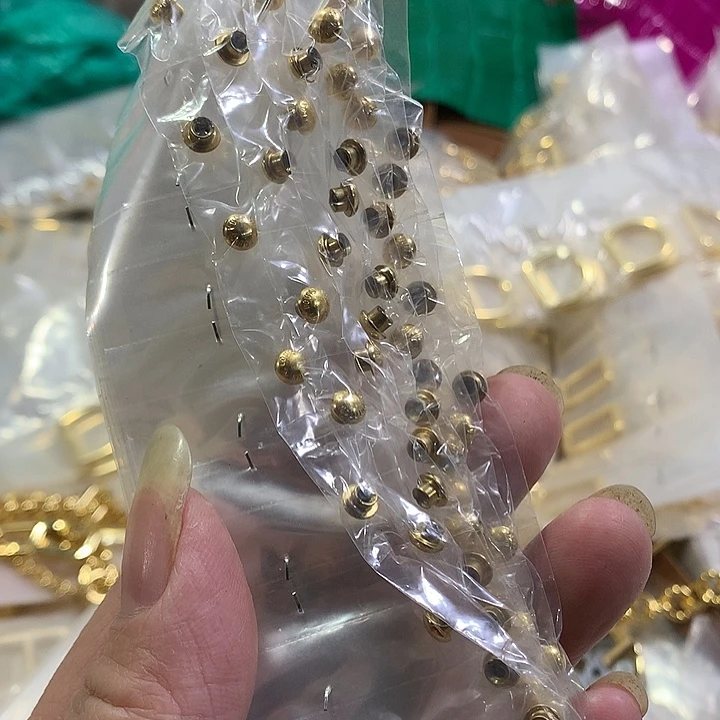 皮革驴家0.55有字上螺丝钉10个