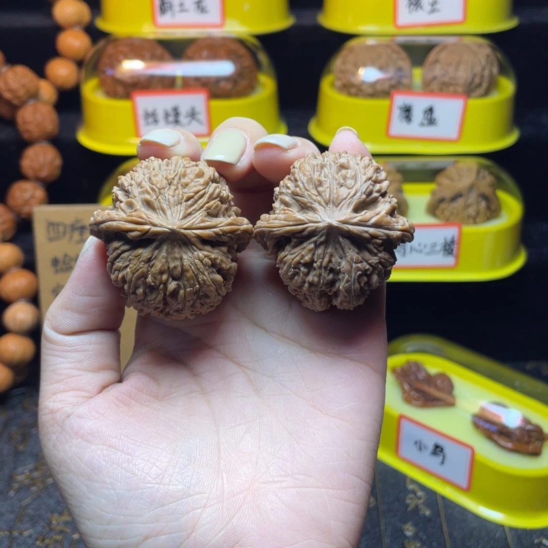 文玩核桃把件平谷凹底41