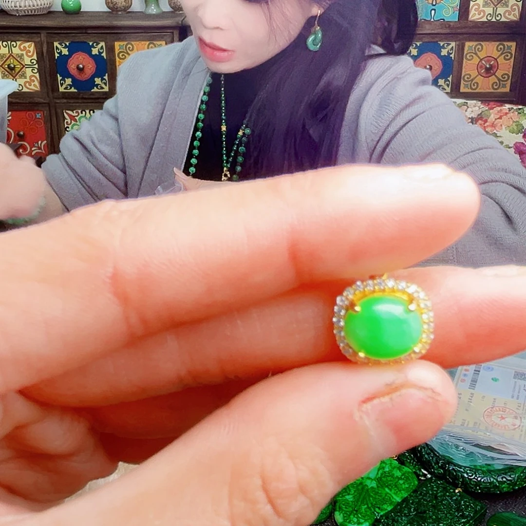 颈饰银S925镶嵌翡翠