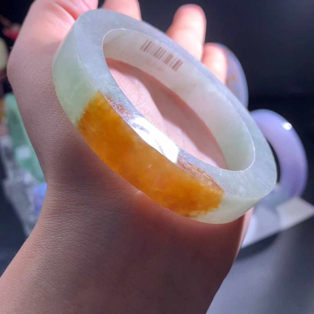 定制翡翠未镶嵌手镯一口黄56-59