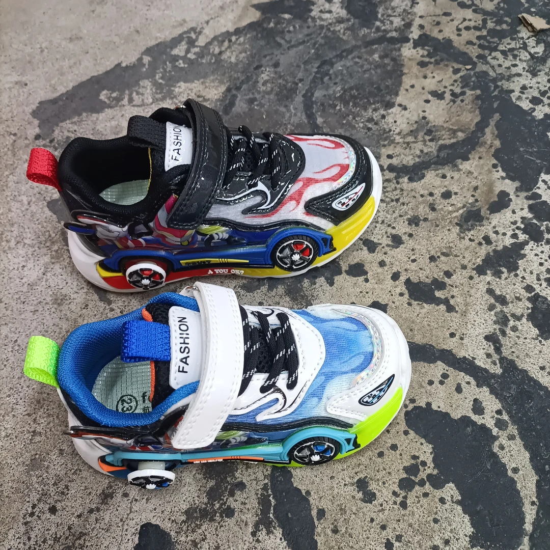 DT   338儿童休闲鞋