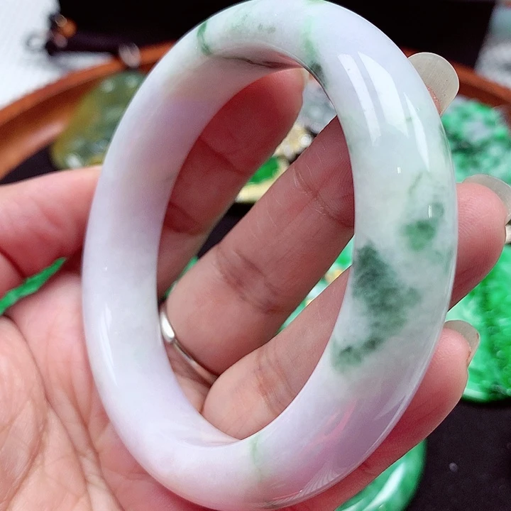 翡翠未镶嵌手镯翡翠