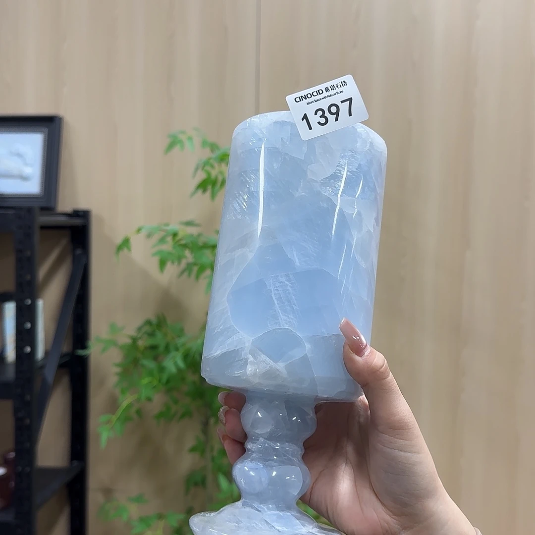 石材1397冰川蓝水晶大花瓶