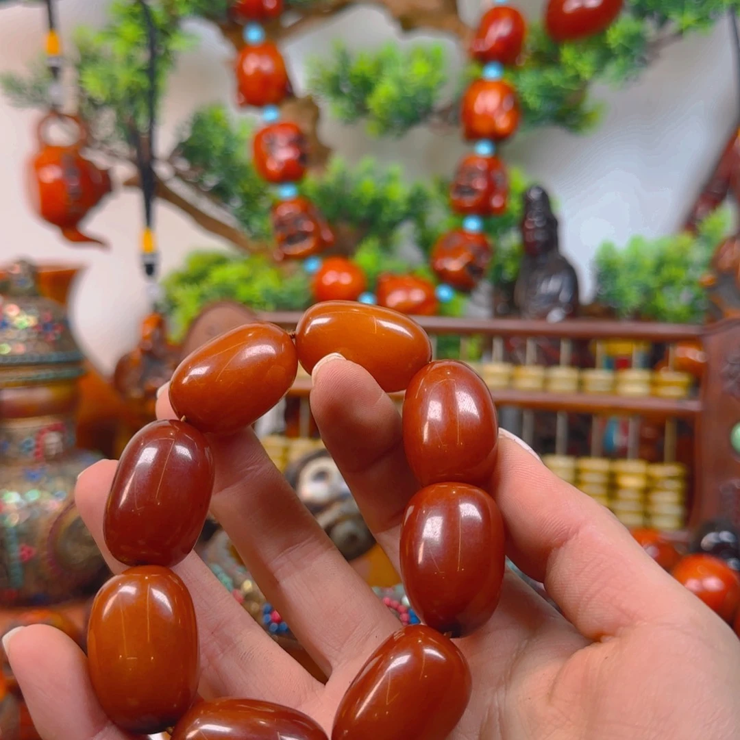 琥珀裸石未镶嵌手串