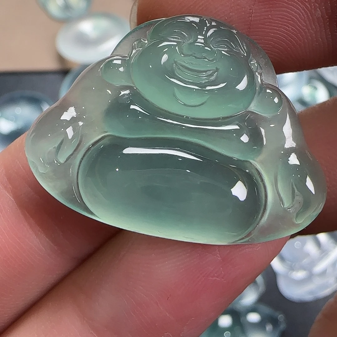 翡翠未镶嵌颈饰