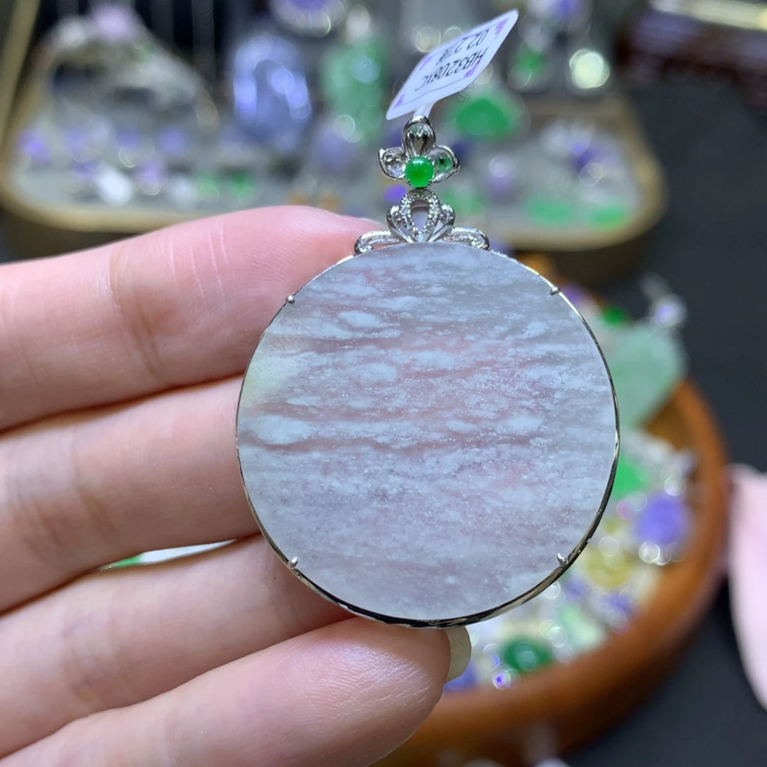 翡翠颈饰18K金镶嵌翡翠吊坠项链