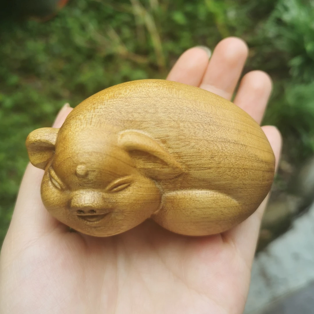 金丝楠福猪手把件