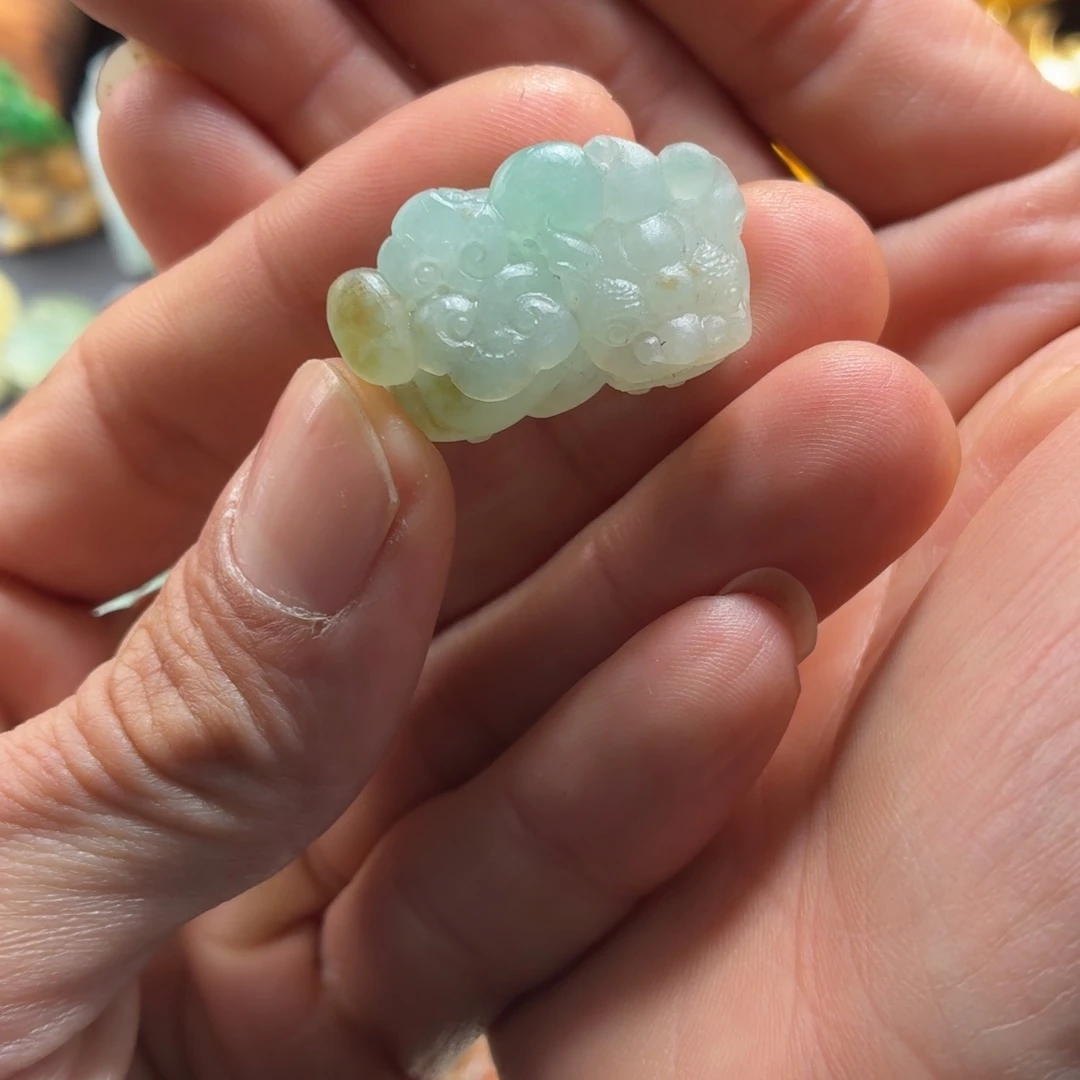 定制翡翠未镶嵌翡翠