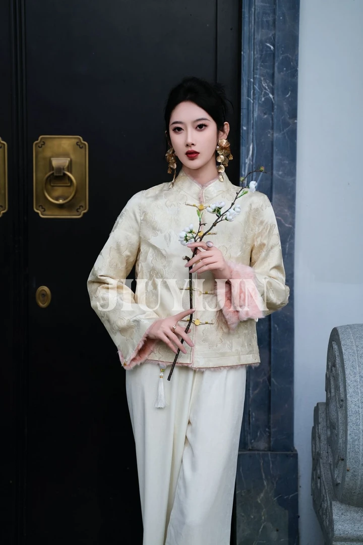 九亿锦【官梨月】新中式国风冬季氛围感双面双穿湖羊皮草外套