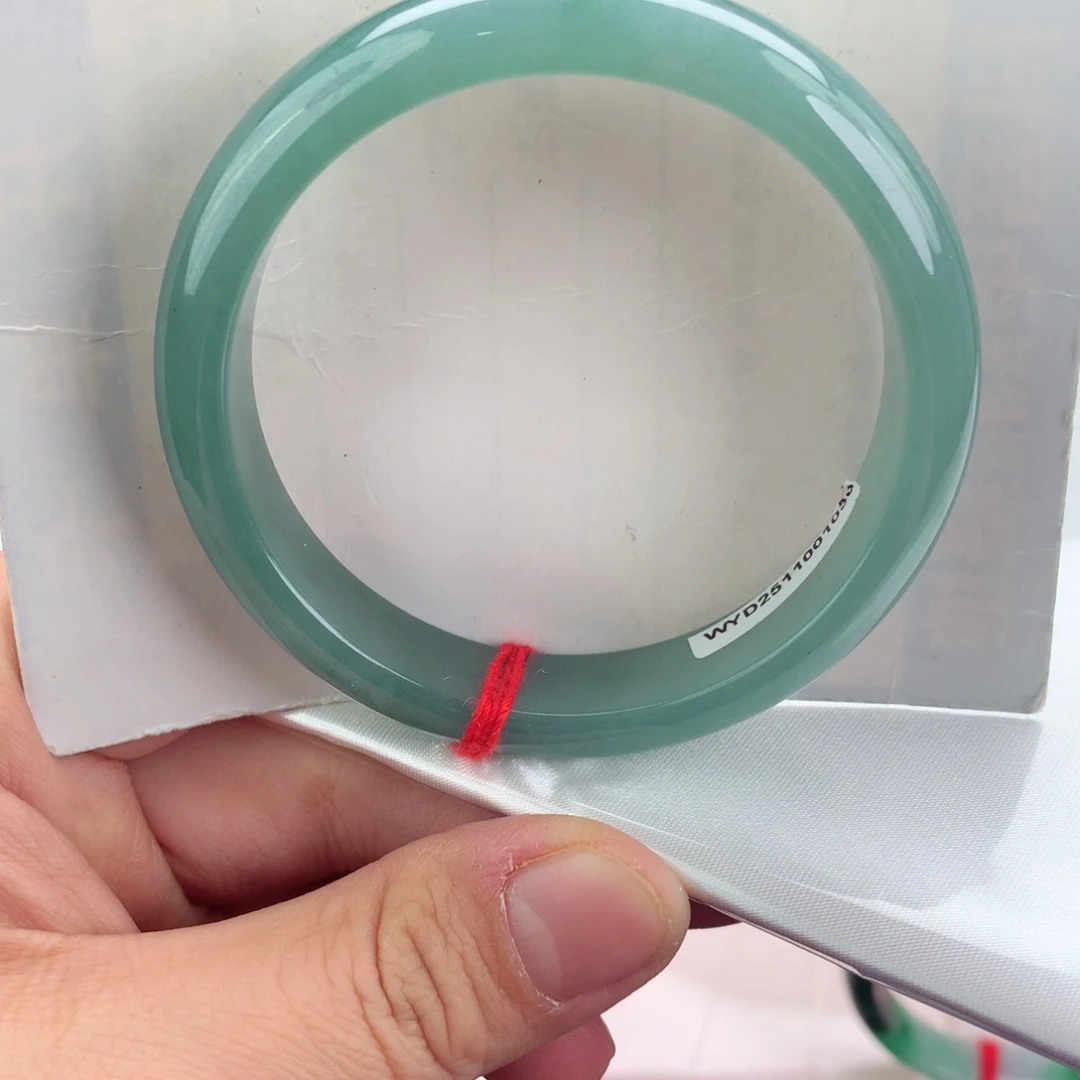 翡翠未镶嵌手镯纯天然缅甸